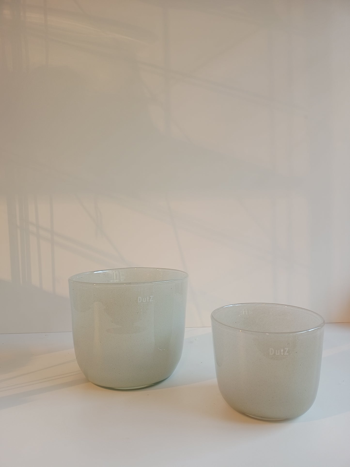 DutZ Pot WIDE in Lightgrey