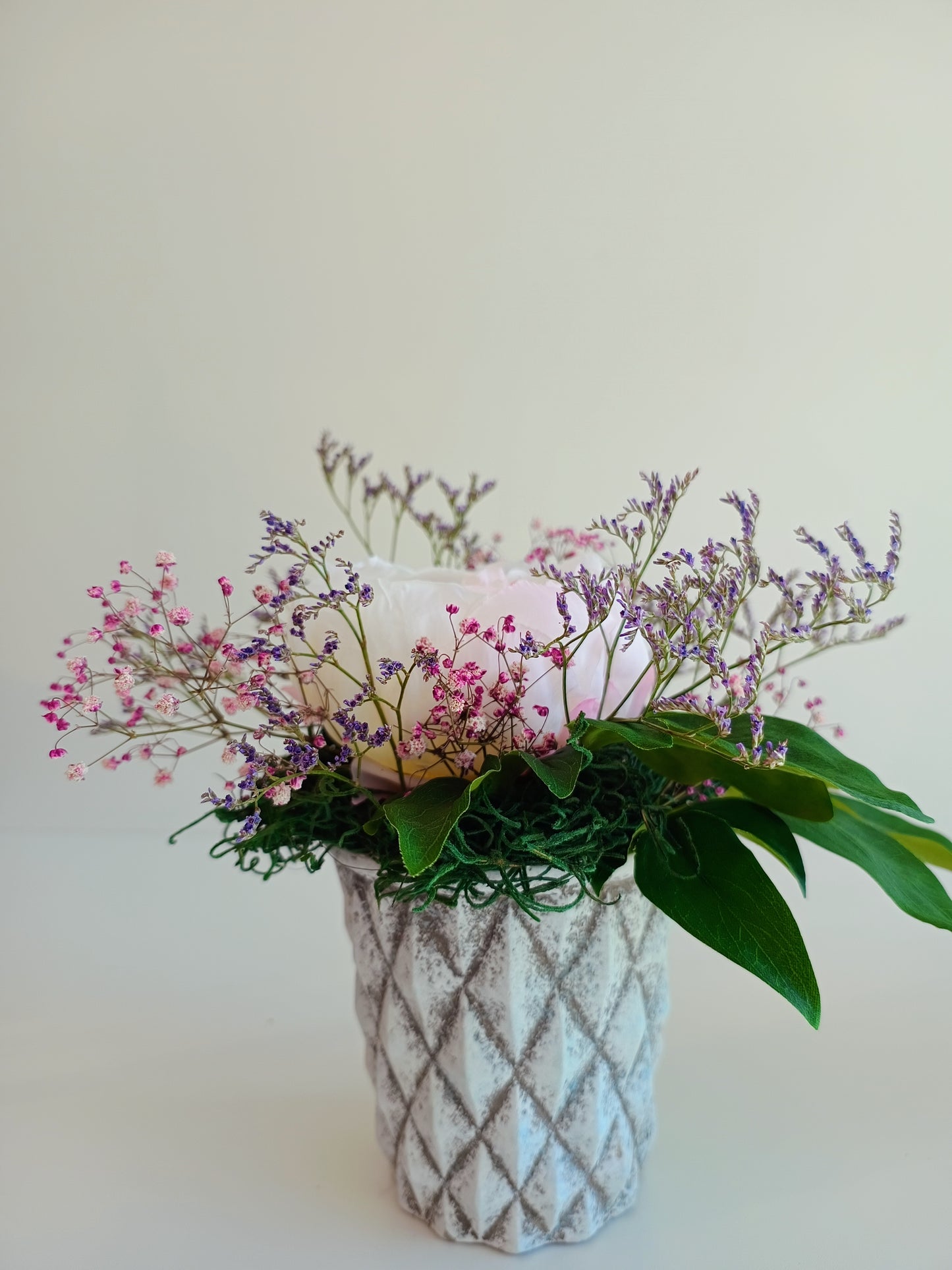 Blumenarrangement Peony Romance