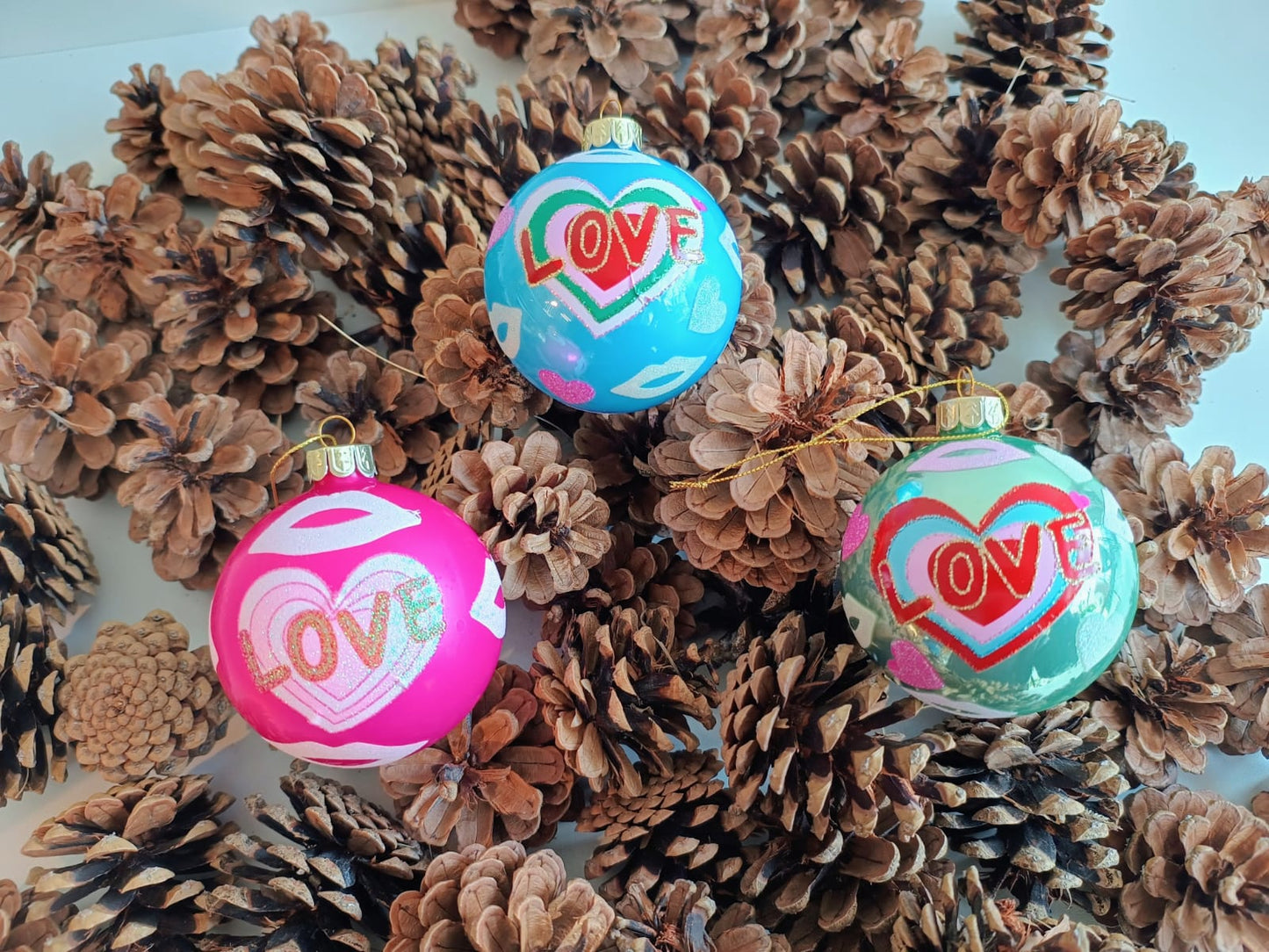 Love-Weihnachtskugeln