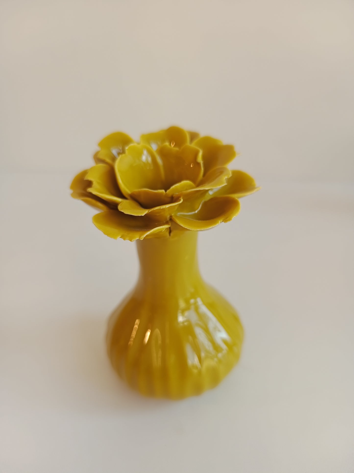 Vasen "Dolores Yellow" von PTMD