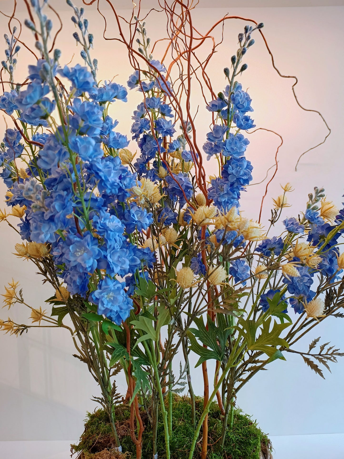 Rittersporn und Distel Seidenblumen
