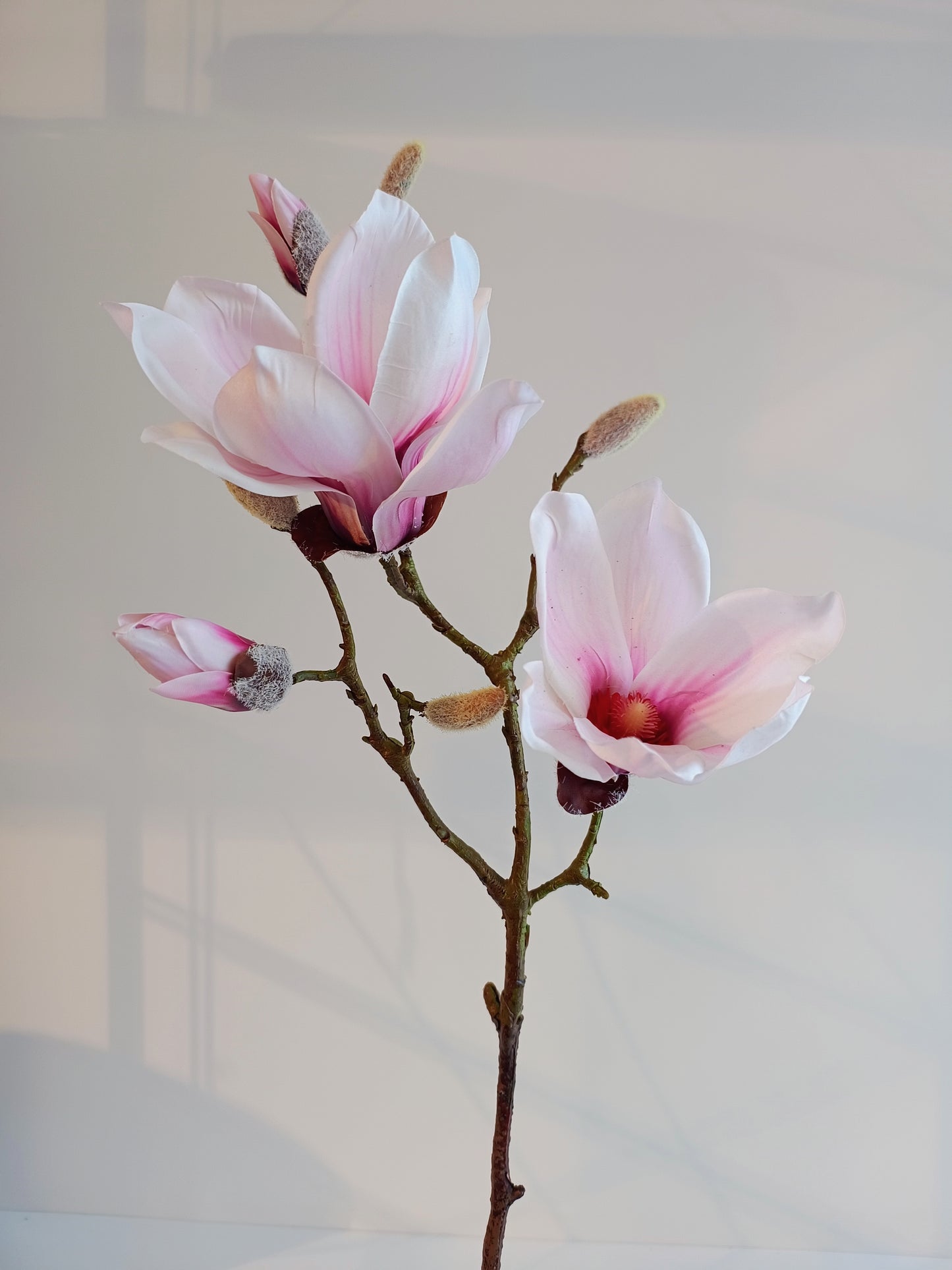 Magnolienzweig rosa und weiß Seidenblume