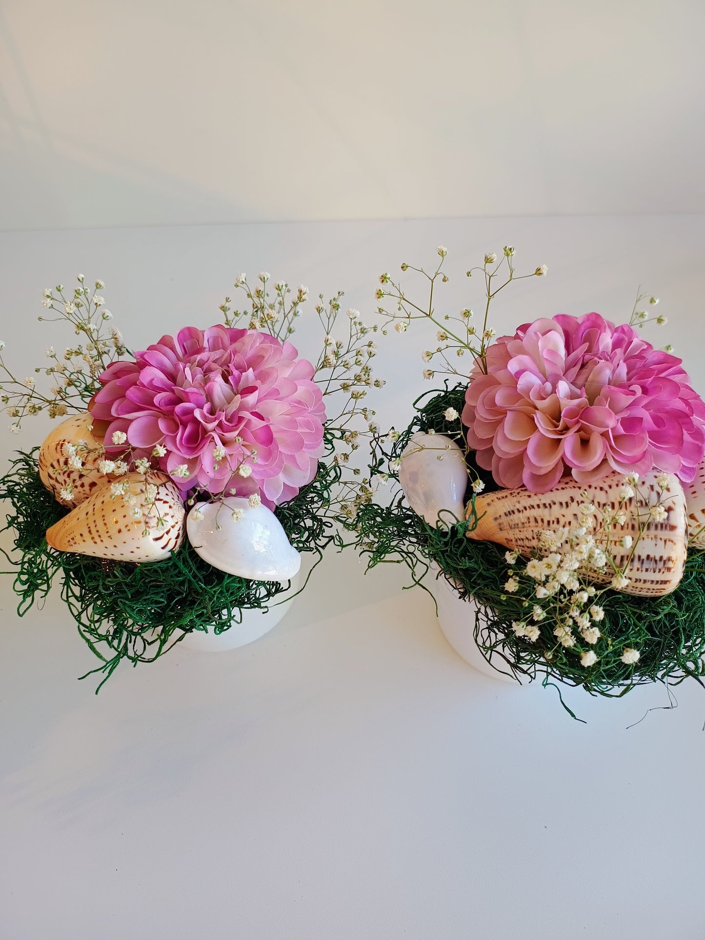 Muschelzauber mit Dahlienblüte FakeFlowers