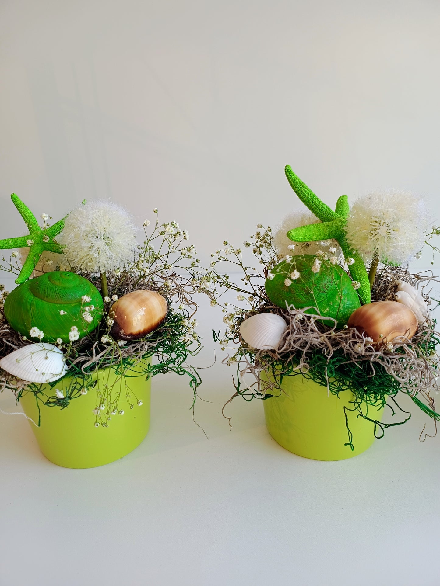 Sommerliches Blumengesteck "Meeresbrise"