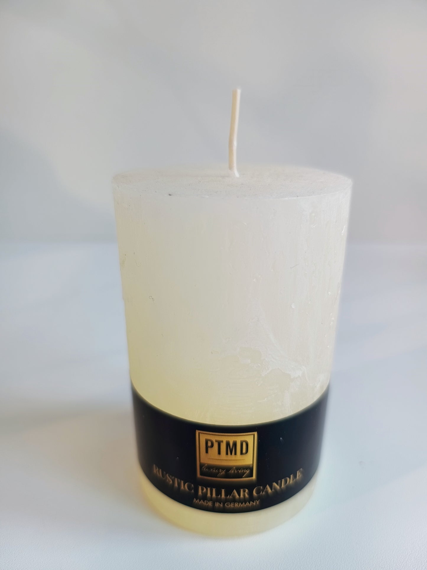 Stumpenkerzen von PTMD wollweiß