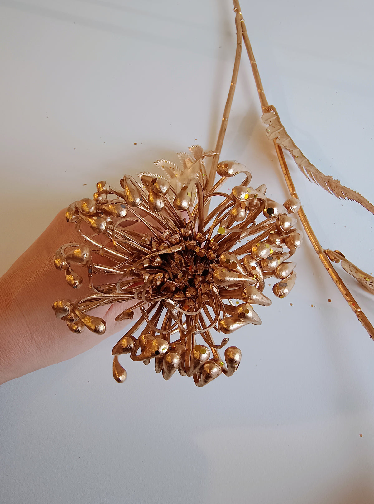 Dekozweig Protea - Gold glänzend