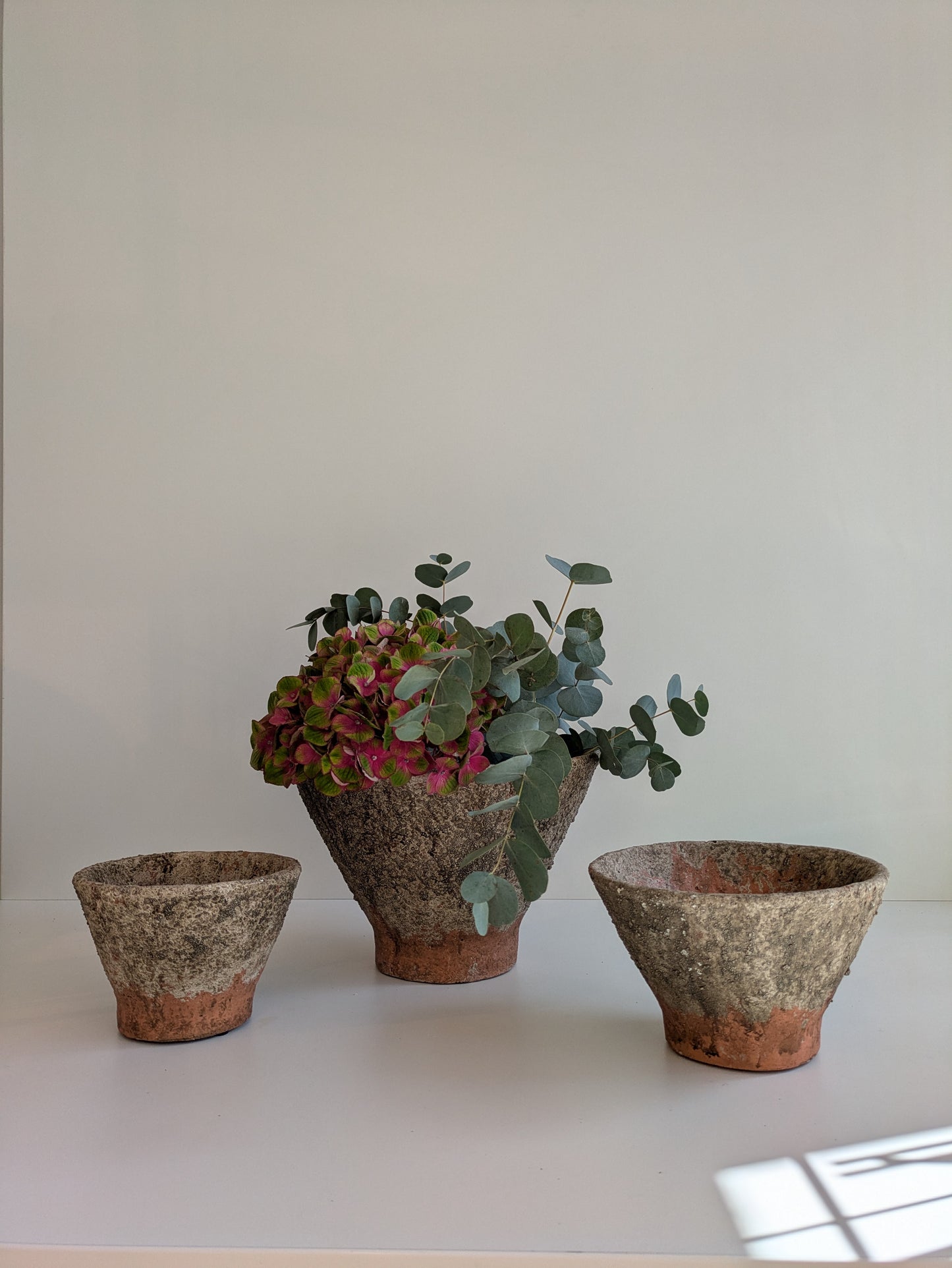 Topf Zement mit Harz